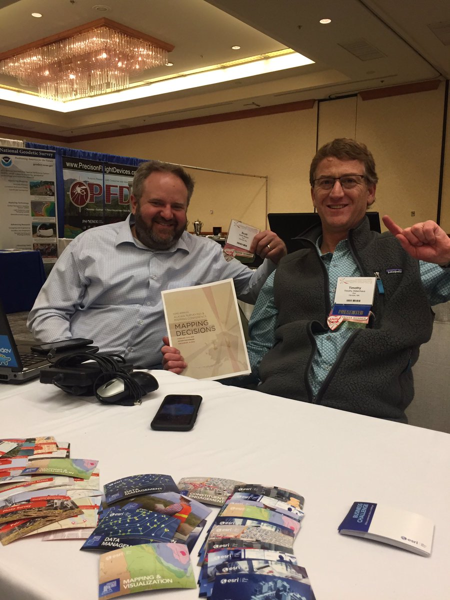 Winners of the AAUG lunch Trivia. ESRI solution engineers #scottmooreinolw and TJ Abbenhaus.