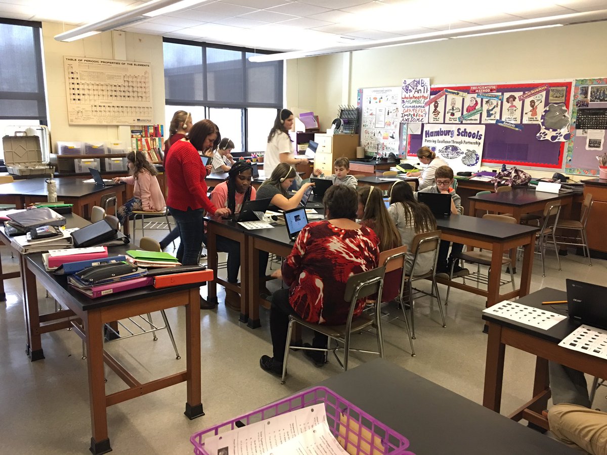 epbittar's tweet image. Today we shook it up and moved those heavy lab tables to create an environment for Ss to move freely and create various #studentgroups Using #flocabulary #coteachers used #formativedata to check in with Ss before a test. #HCSDLearns @HMS14075