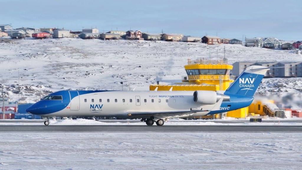 FrankReardon1's tweet photo. Landing today on Runway 34 in #Iqaluit #Nunavut @navcanada #Canadair #CRJ200 #CGNVC with the #NAVCanada tower in the background aka #YellowSubmarine FEB.14.2019 #YFBSpotters #AVGEEKS #YFB https://t.co/sPkW3hD6ig