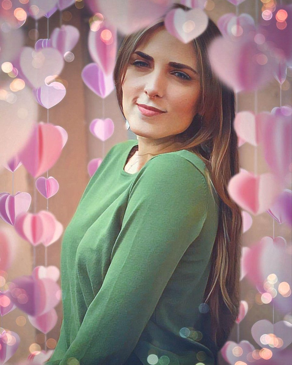 FandelorenadC's tweet photo. Feliz Día De San Valentín 🌹🌹🌹 @LorenaDelCast 🤗🤗♥️♥️ https://t.co/u6mgjuD0SA