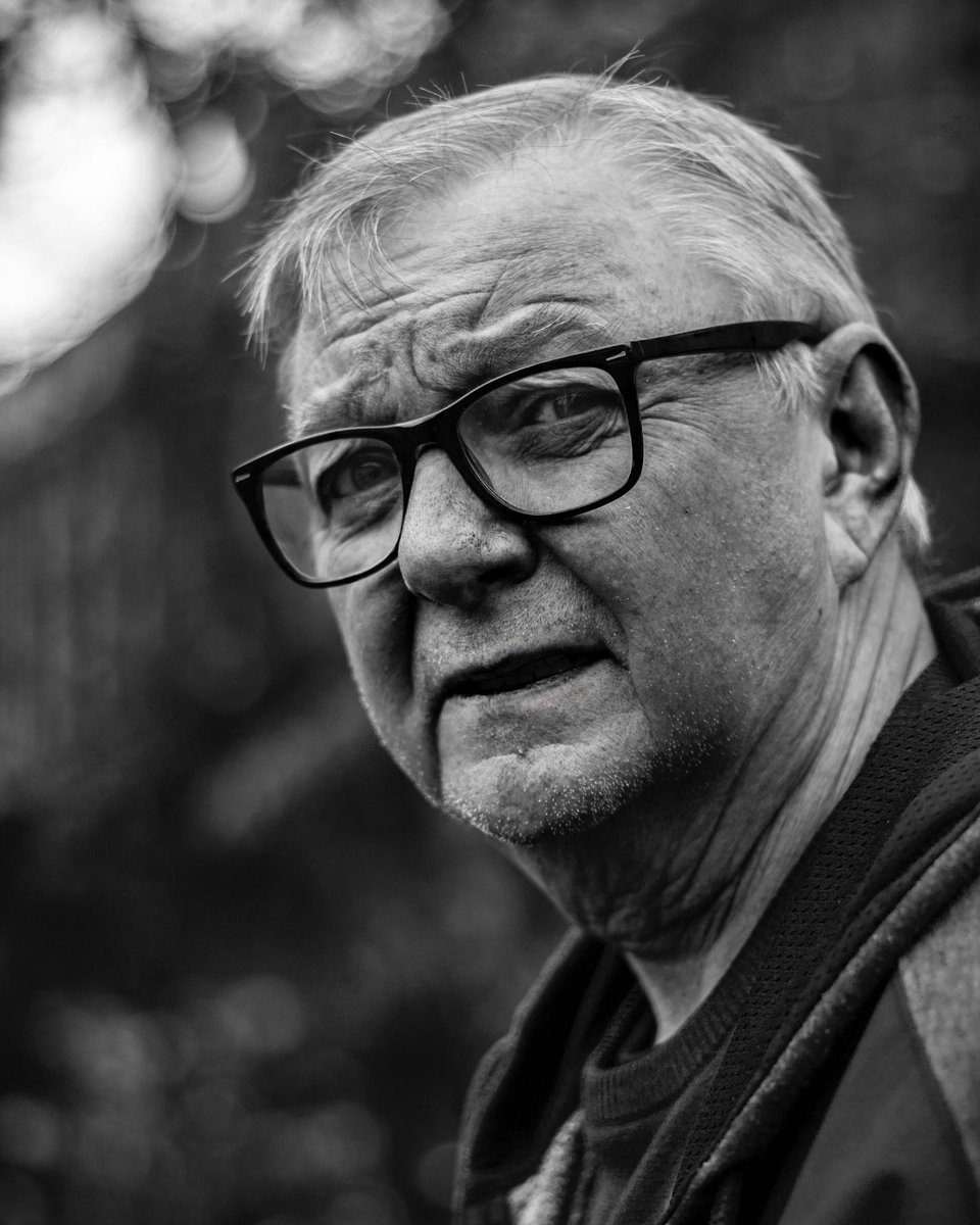 forthosebelow's tweet image. Black &amp;amp; white portraits of men are becoming the thing I’m best at😂😂