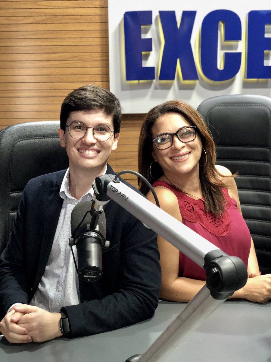 victordojornal's tweet photo. #radioSSA - 📻 NOVIDADE! Domingo tem estreia do novo formato de um dos programas mais tradicionais da Rádio Excelsior da Bahia: Excelsior Revista. Eu e Aidil estaremos na apresentação todo domingo, 6h15, com várias novidades e a participação do arcebispo Dom Murilo Krieguer. https://t.co/P9mgrMChlz