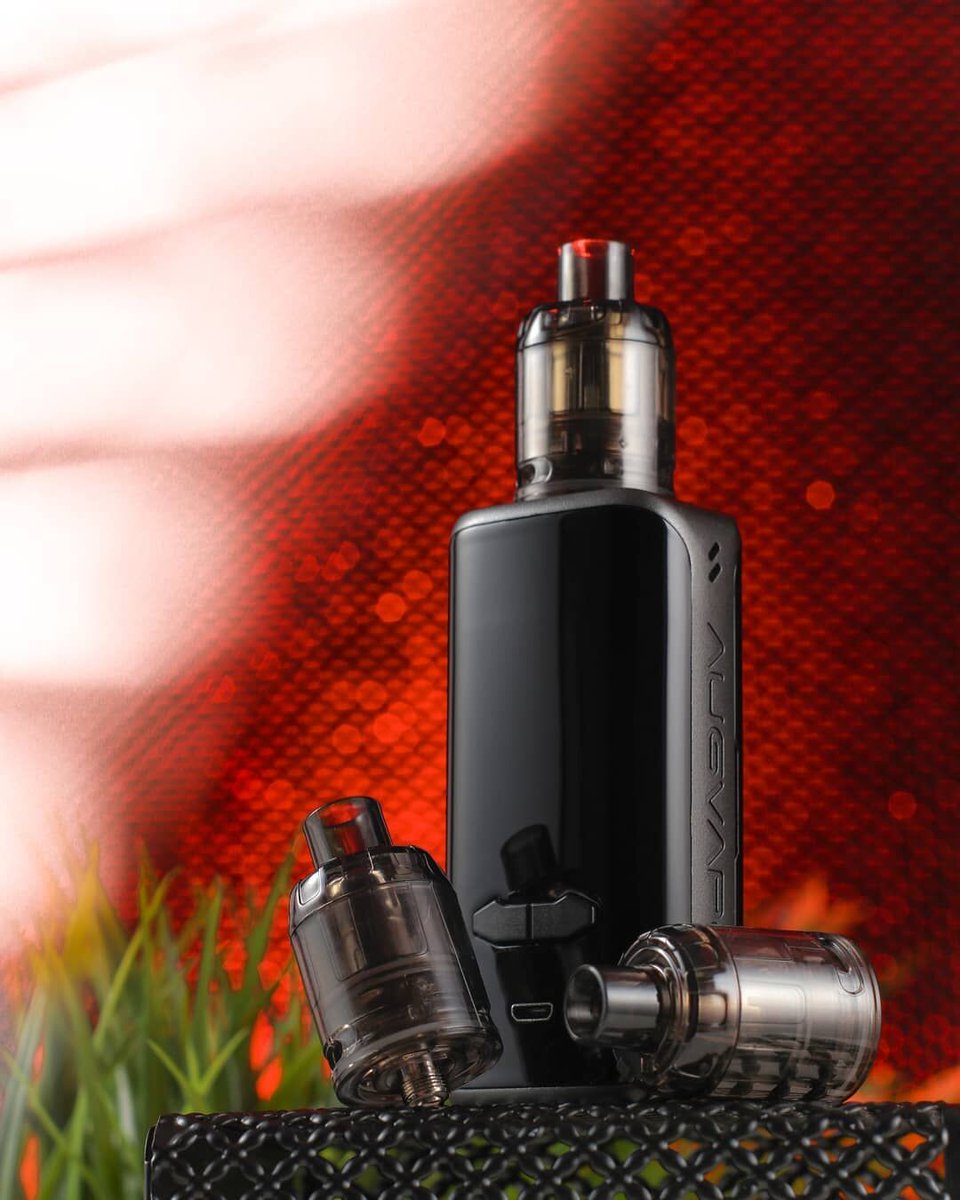 The #CoilMaster #MeshTank is a non-replaceable #meshcoil tank. It has a 2ml juice capacity. 0.15ohm mesh coil inside, rated to vape on 40-70W. Available in black or clear color. 💨
📷: t.coils 
coil-master.net/product/coil-m… 
#coilbuild #vape #vaping #ecigs #vapelife #vapeon #vapefam