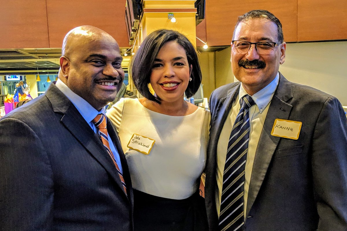 kannusahni's tweet photo. A great celebration of @1NorthsidePgh initiatives that Mayor @billpeduto praised as models for our region! @Highmark + @AHNtoday are proud partners of #Thrive18 that is transforming health outcomes for residents by addressing social determinants of health. #OneNorthside #SDOH https://t.co/lQhRg8Pagk