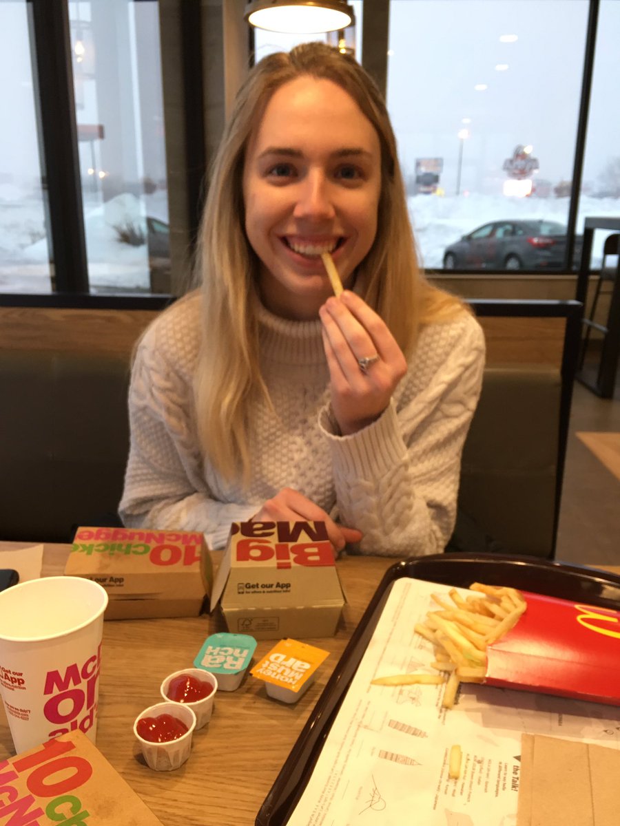 kylmtzgr's tweet photo. What does Abbey love as much as me? Food. And that’s why she’s the best.🍔🍟♥️ https://t.co/zvLlQMAyKB