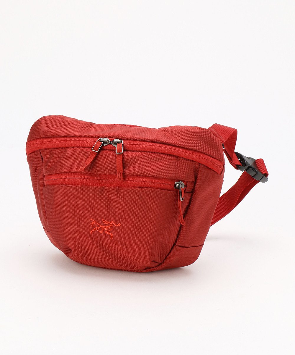 ট ইট র Freak S Store みんな大好き Arc Teryxのmaka 2 あっという間に完売してしまうアイテムが待望の入荷です 小さいけれど細かいところまで作りこまれたアークテリクスらしい逸品です 男性はもちろん 女性が持つのも素敵なカラーリングをそろえました