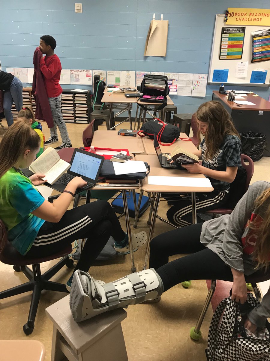 LauraShirkey's tweet image. Character Analysis of The Outsiders...amazing!! #cwway #CWMSchangemakers #CW_office ⁦@ClubSEHinton⁩