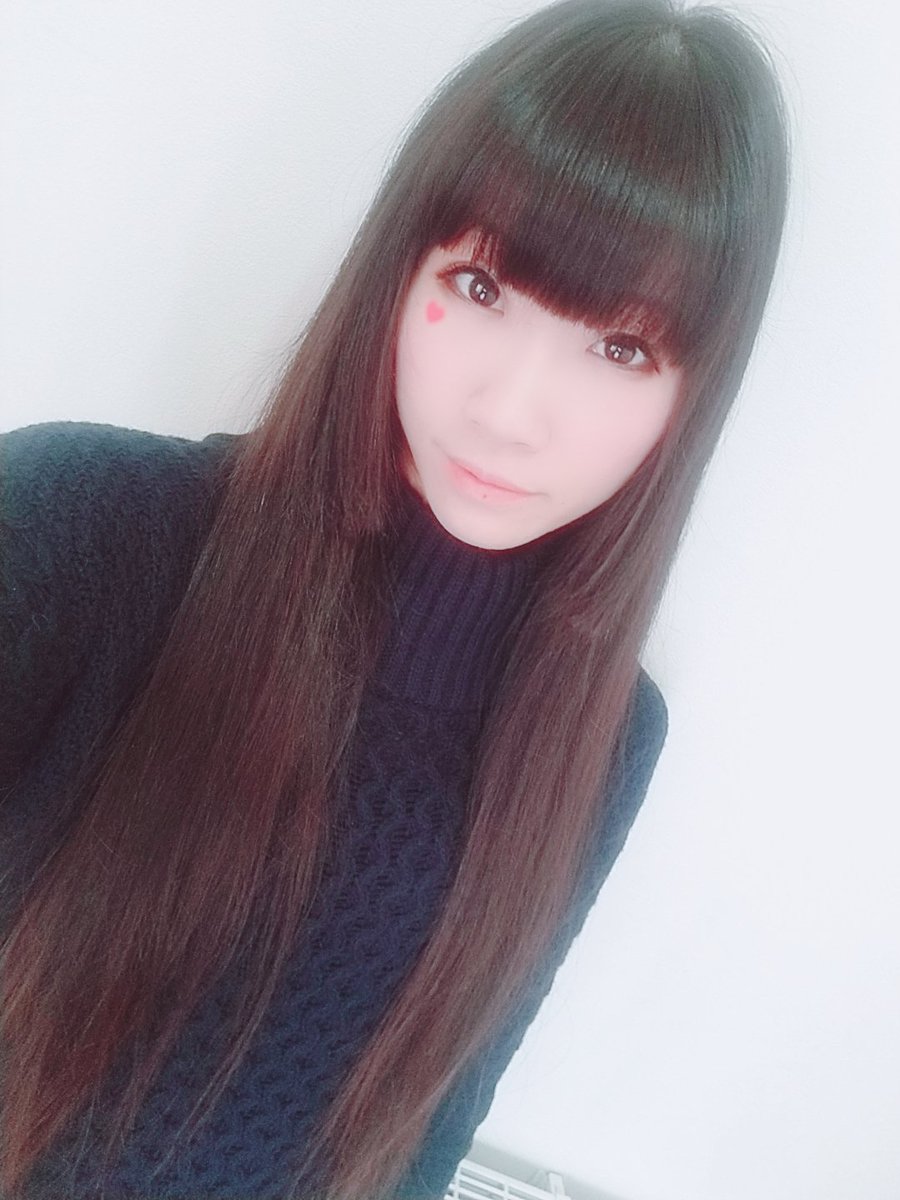 Shizuka 第1 3 21時 生歌live A Twitter おはようございまする 病院行ってきます 前髪伸びてきた 調子狂うね 美容師さんに聞いたところ 私の地毛は中々珍しい赤っぽいアッシュなんだそうです それだもん高校の時染めてるって怒られたよね A