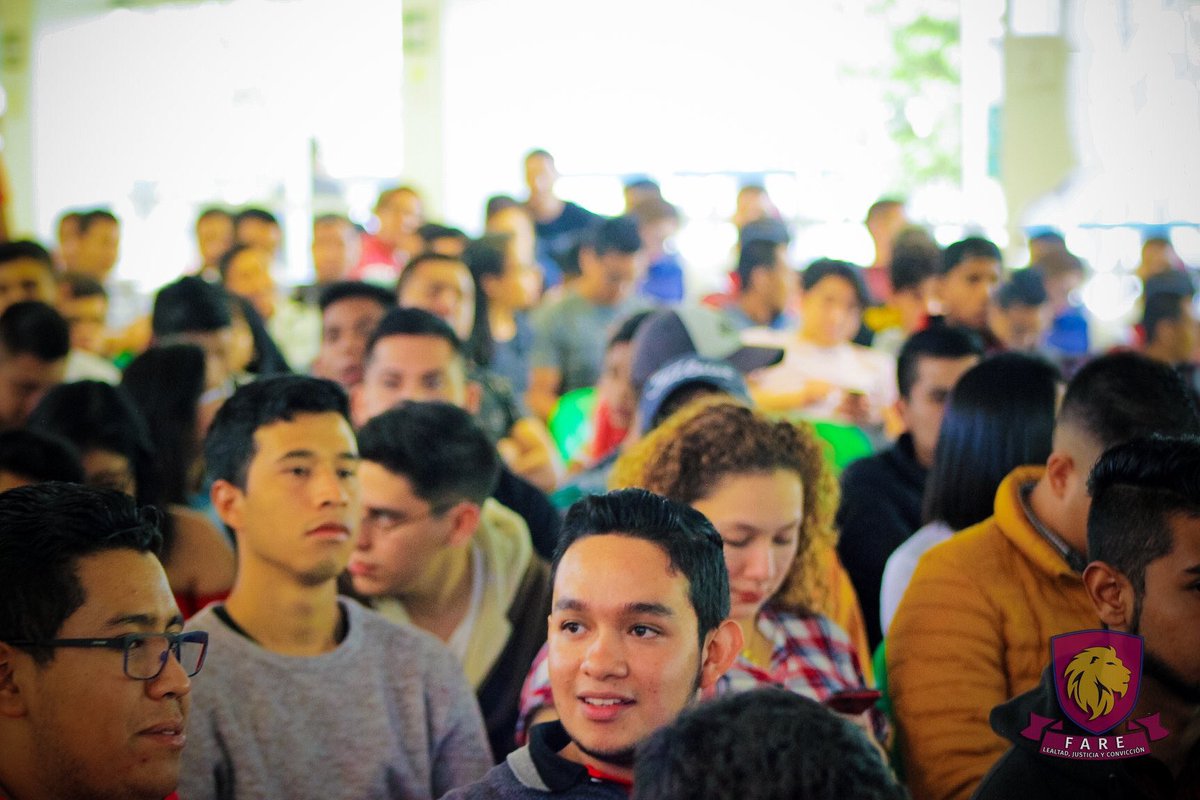 FARE_ac's tweet photo. Conversatorio "Perspectiva de las Políticas Públicas para los Pueblos Indígenas de Latinoamérica”, invitado por los integrantes de #FARE, y el director del @ITSXalapa, Ing. Walter Sáiz González.
#AñoInternacionalLenguasIndígenas 
¡Somos #FARE! 🦁 https://t.co/2w0xgaFvyh