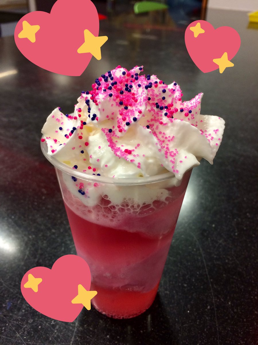 RileyCLZone's tweet photo. Love was in the air in the @teammates4kids #clzone with these tasty CUPID FLOATS! #HappyValentinesDay2019 https://t.co/K8hHkr1rD2