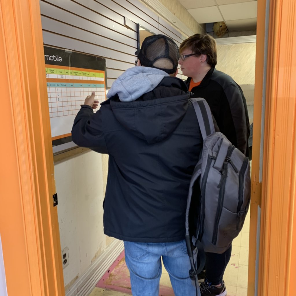vtruongcao's tweet photo. My man @SPG_Benny showing Megan the #MONEY 🤑📊✍🏼💰 #BoostLove #PitchAndProcess #DKDashboard #thevipboost @SMcgowan763 @JayMiglionico @Eric_K_Wong @SPG_Barwell https://t.co/thg9f91iah