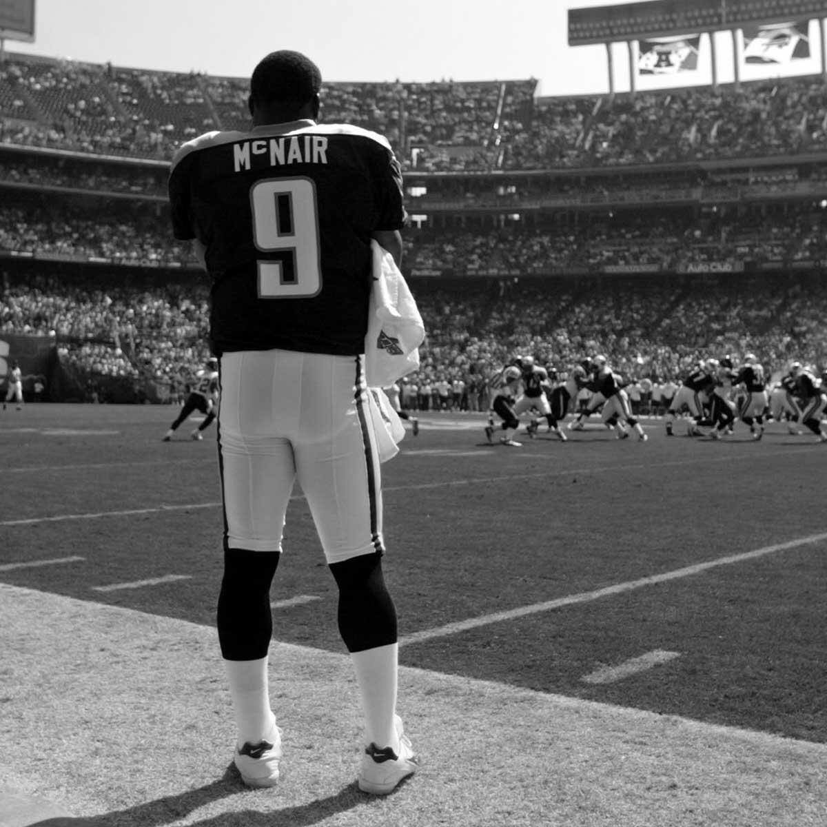Happy Bday to an NFL legend, Steve McNair 