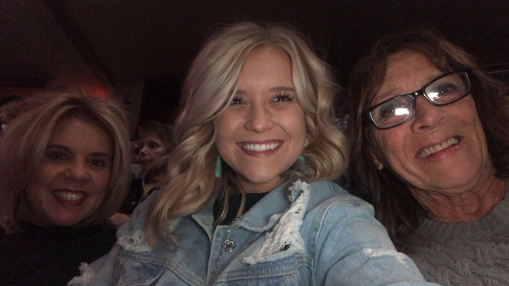 jaycicarothers's tweet photo. #bsokc 

Blake we’re ready!!! 🤘🏻 https://t.co/YqkPfl7kbr