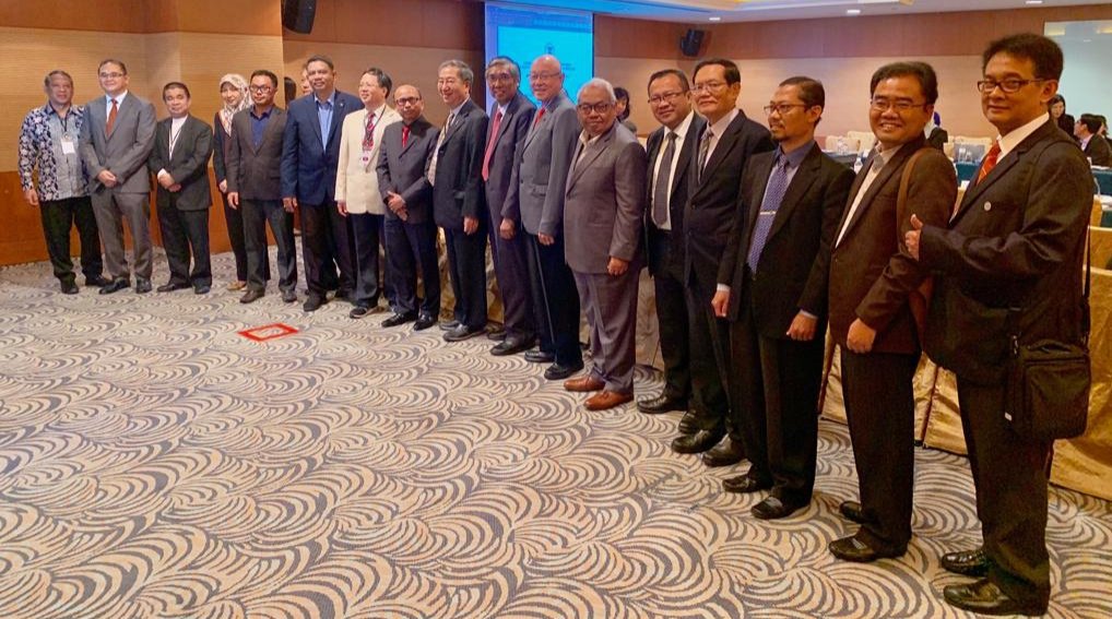 92nd CCS Mtg in Bandar Seri Begawan had endorsed 3,547 ACPEs for ASEAN with Malaysia as the second biggest registered 650 ACPEs. Malaysia records the highest 9 Registered Foreign Prof. Engineers (RFPEs) from a total of 18 RFPEs. Malaysia welcome all 10 AMS to attend the 93rd CCS.