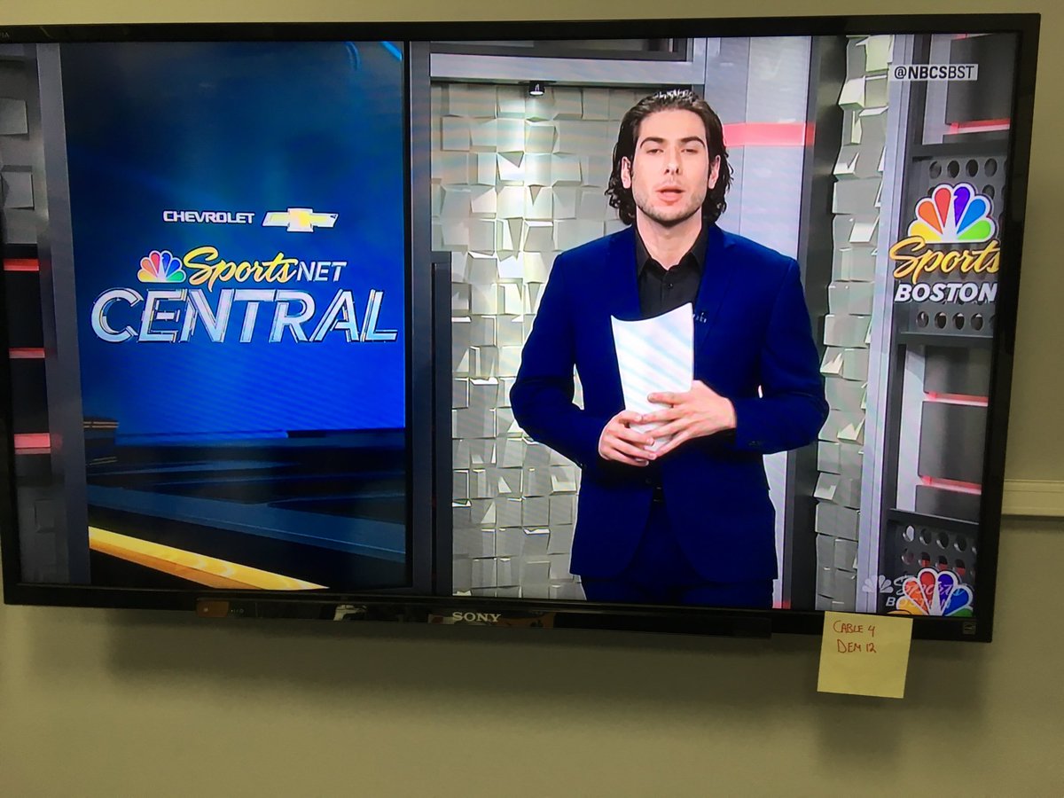 kevinwalshtv's tweet image. Hey when did ⁦@DJ_Bean⁩ turn into Roberto #Luongo?