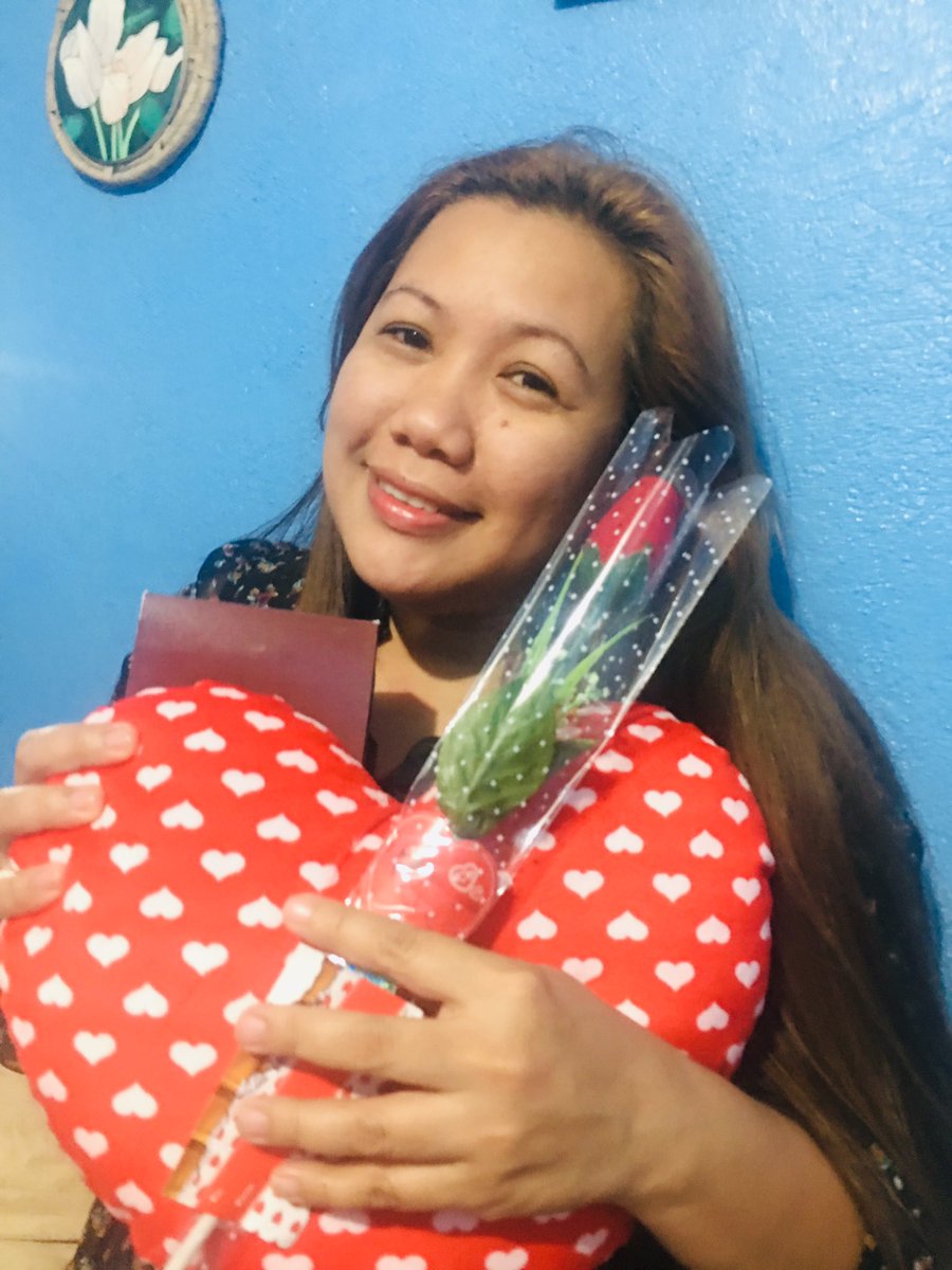 EBarberAbroad's tweet photo. To my Hulsam Family Grabi kayo the best talga kayo ever Khit late na greetings ko Happy Hearts Day 🌹🥰❤️🧡 Godbless satin lahat and Forever Friendship no matter what and also to my Team Tea and Vaklang Team live na towww We love you Guys... and also thank you Nak Angelo mwauhh https://t.co/DGTWDcK6BY