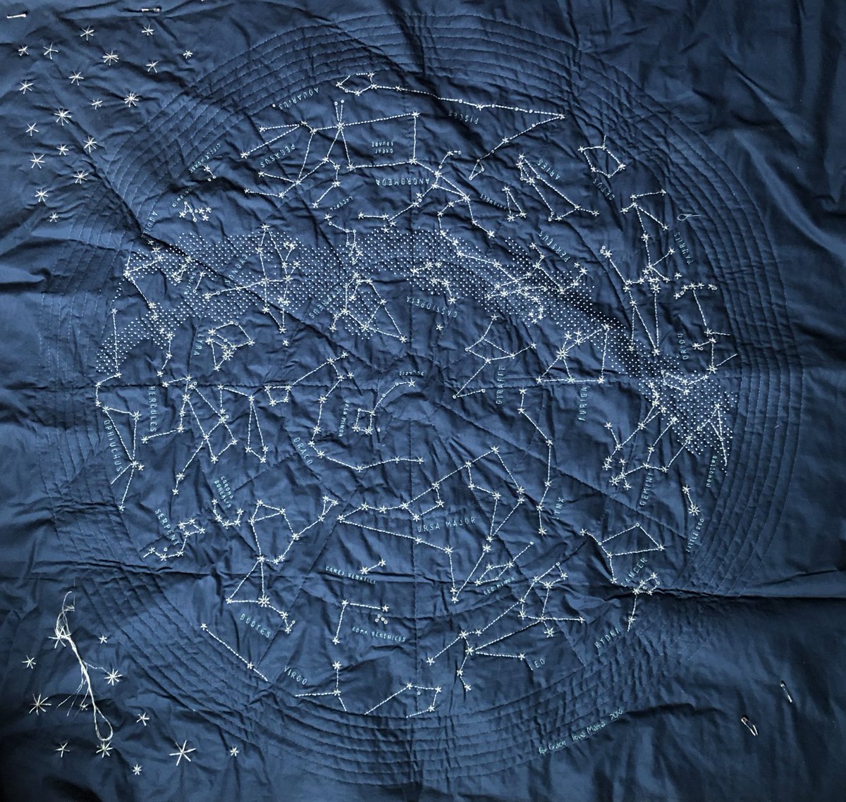 Penchant4Words's tweet image. Today’s #tbt quilt is a wall hanging I made while pregnant with #TinyCraig. I’ve always loved the stars and her nursery is decorated with old astronomy charts and vintage nautical maps! 
#sewfun #quilting #embroidery #acreativelife @HapticLab #starquilt