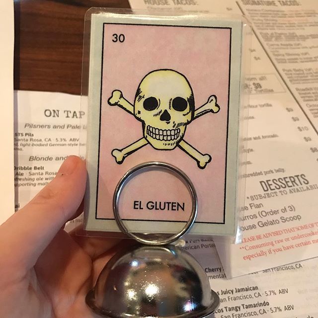 makegoodfood's tweet photo. When the cashier at @nixtaco randomly pulls out the perfect table card. #elgluten #skull #death #celiac #celiacdisease #glutenfree #tacos #mexican #sacramento #roseville https://t.co/vB0jTDuIZ4 https://t.co/hhXbZG8wAp