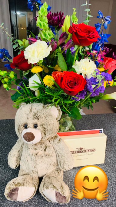 ☺️ https://t.co/EvBpDlPjif