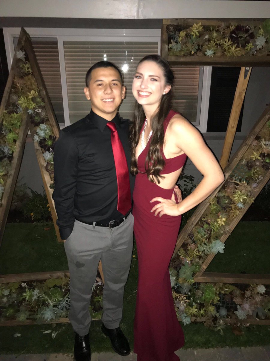 The brothers of the Zeta Rho Chapter would like to wish the sisters of @DeltaZeta_CSUF a Happy Valentine’s Day! 💕