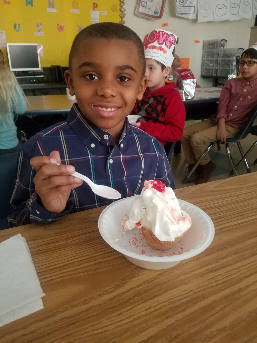 dbradford718's tweet photo. We were feeling the l❤️ve today... Love for our ice cream sundaes! So yummy! Happy Valentine's Day to everyone! I love that I get to spend my days with these awesome kiddos!
#JLAjourney https://t.co/J0Q2aMoSSK
