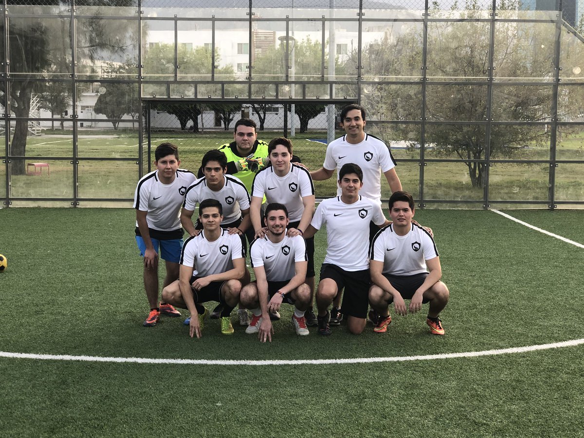 lobosfc_cvl's tweet photo. ¡Este es el equipo que porta con orgullo los colores del club! 
Saluden a los lobos EM 2019 https://t.co/GE7mdOyCBY