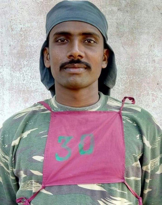 Mass_Maharaja's tweet photo. RIP Subramani from Thoothukudi and all other brave hearts who lost their life for our country defending us. Let the country unite and give a fitting reply to the cowards. #PulawamaTerrorAttack #RIPBraveHearts #IndiaWantsRevenge #PulwanaAttack 

மாவீரன் சுப்பிரமணி 🙏🏼🙏🏼🙏🏼 https://t.co/j6g48Fwf1u