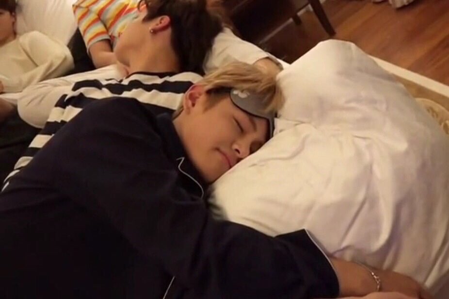 Rhea On Twitter Taehyung Being A Soft Baby And Cuddling A
