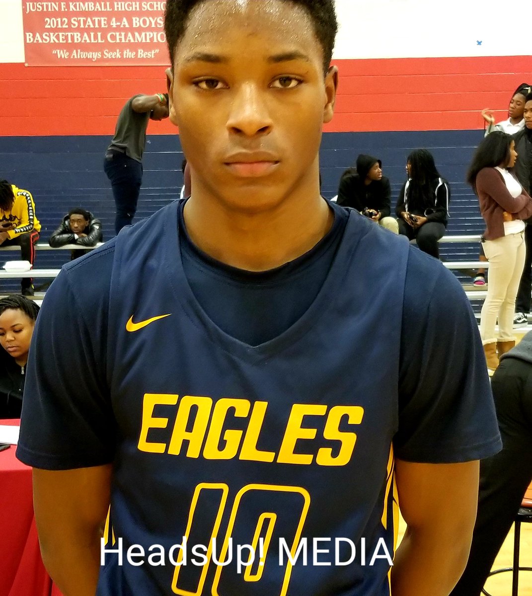 coachjabari's tweet photo. 🚨PLAYOFF WARMUP 🚨
@HeadsUpU presents the 2nd Annual Metroplex HS 🏀Showcase
The UIL 10-4A Champs @FFA_Athletics head-to-head w/ TAPPS 2-6A Champs @blathletics Tmrw (Fri) @ Faith Family 

#3 Bishop Lynch Friars (31-4; 8-0) 
vs
#2 Faith Family Eagles (28-6;8-0) 

7:30pm tipoff! https://t.co/CVktSyct0W