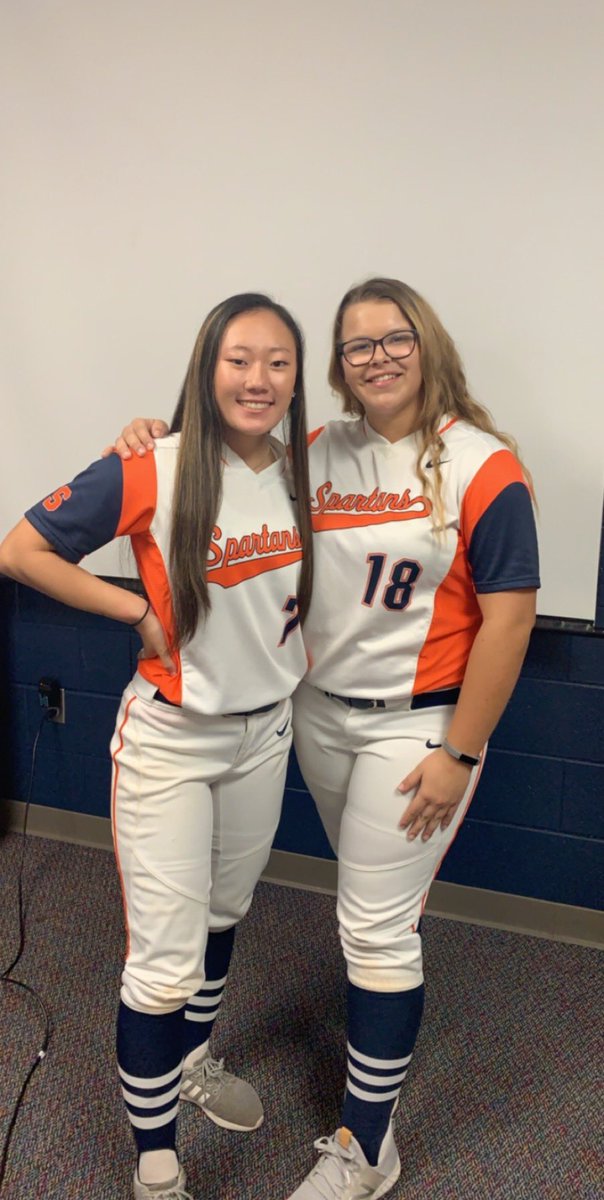 lexikwilson's tweet photo. first dinger of senior season🥎 https://t.co/YRpifxdiDL