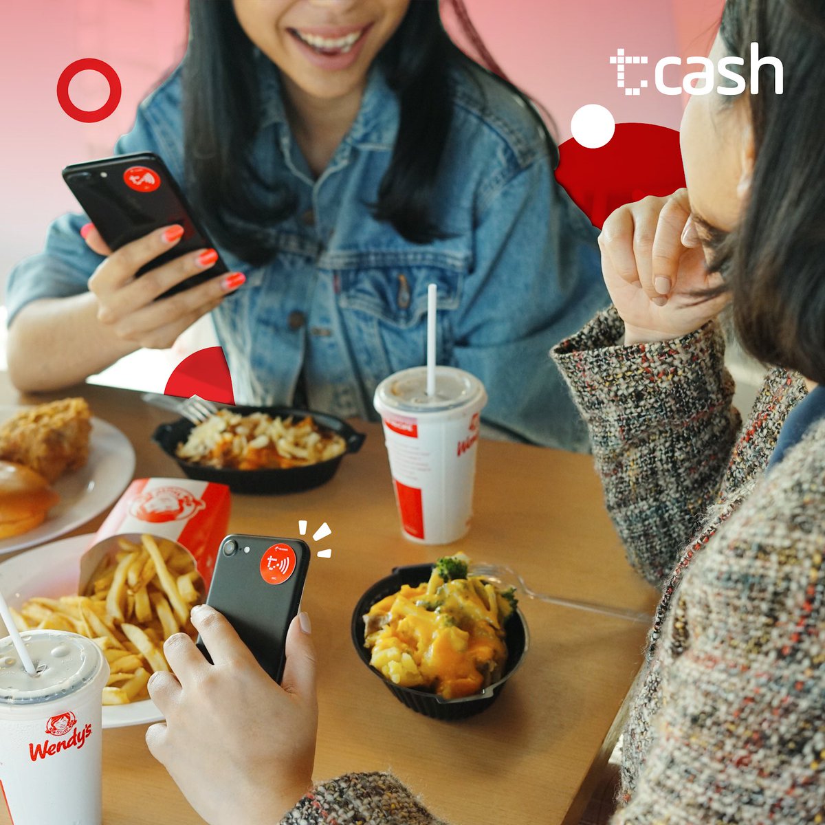 linkaja's tweet image. Sebentar lagi waktunya makan siang nih. Yuk, merapat langsung ke wendys terdekat bareng teman-teman. Urusan bayar, serahin aja #pakeTCASH! Sekarang, semua bisa #pakeTCASH!