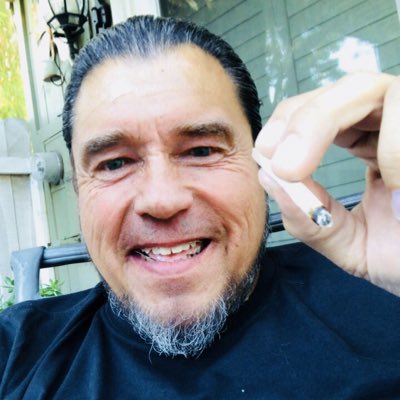 KyngArnold's tweet photo. #NewProfilePic https://t.co/bnvifizfUO