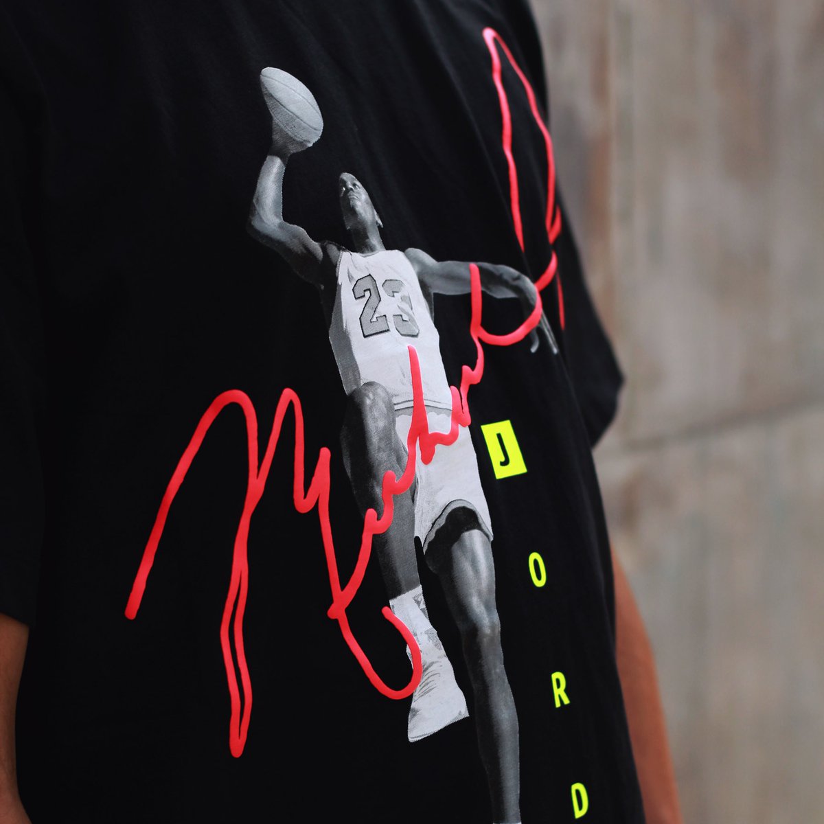 bwlindavista's tweet photo. Nike Tee Michael Jordan Photo Signature 
Nike jordan infrared tee
.
.
Ya disponible para envíos y venta directa en tienda .
.
#barriowarrior #barriowarriorlindavista 
#jordanbrand #jordantee #jordantees #jordans https://t.co/XjuWzxNdDe