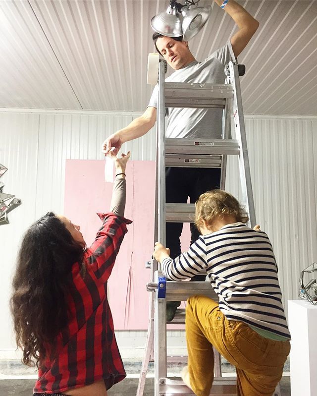 Installation is a family affair aaaaand we are DONE! See you at Spring Break tomorrow! #faceandfiction #barbarella #hilde #springbreak2019 #shahlafriberg bit.ly/2Ea5S4V