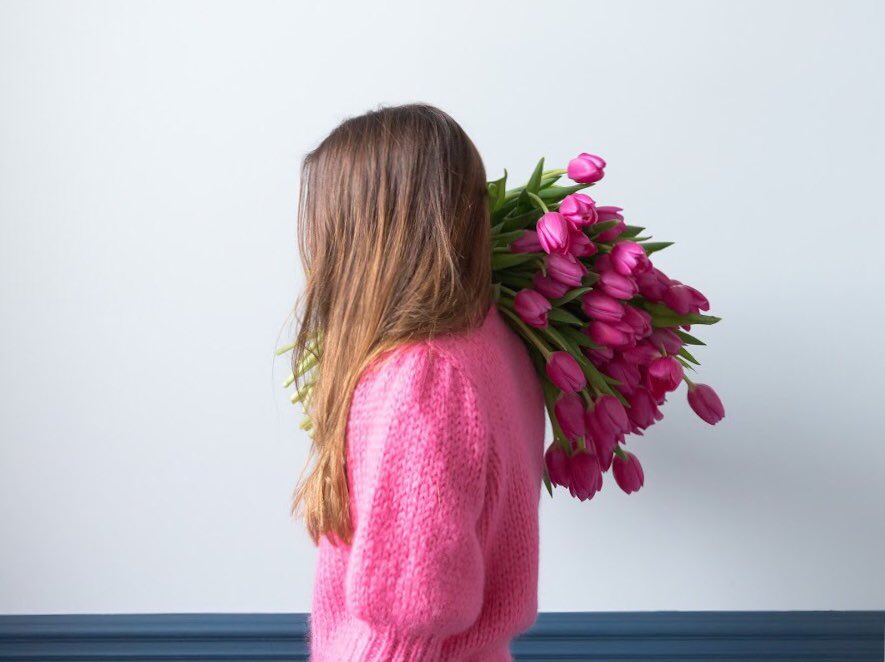 BloomandWild's tweet photo. Tulips, hyacinths, lily of the valley... what’s your favourite spring stem? Retweet and respond and you’ll be entered to win three months of flowers, on us. #floralfriday #competition #letterboxflowers https://t.co/MpCS51AjWf