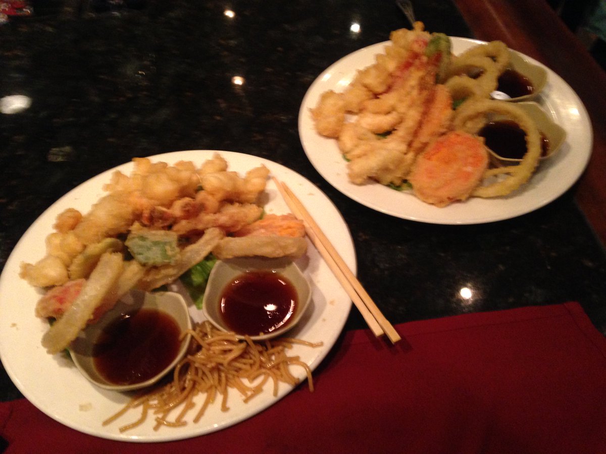 MeredithSWL1's tweet image. Valentine dinner at Nikato. Fun!