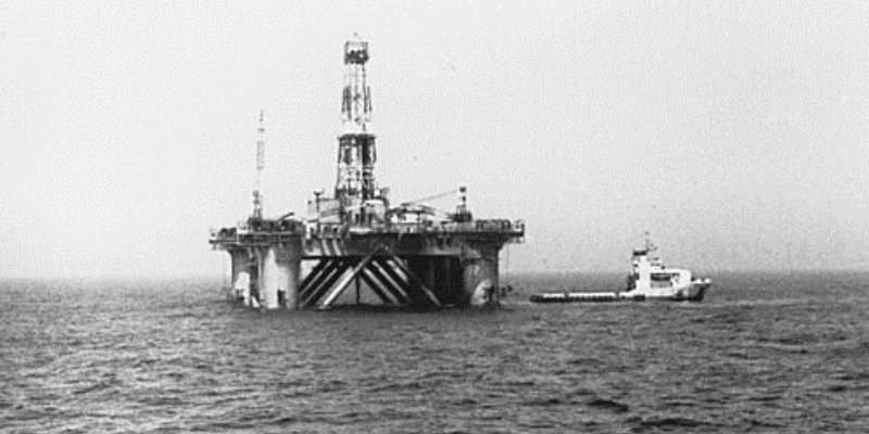 590VOCM's tweet photo. Remembering the lives lost on the Ocean Ranger 37 years ago today. https://t.co/Ocl1s5LpRN