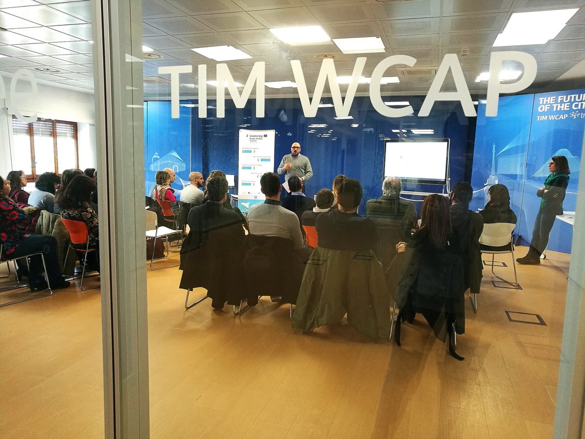 Today, we are in Catania to talk about innovation with the #CNR researchers.

<a href="/HubSiracusa/">Impact Hub Siracusa</a>
@timwcap
#interreg #InterregVolunteerYouth #ItaliaMalta #crossbordercooperation #crossborderregions