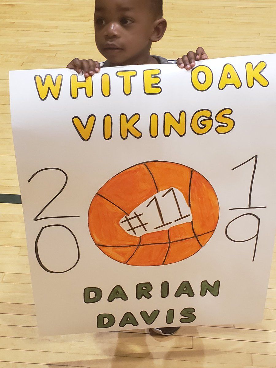 tinadavis02's tweet photo. I love my uncle! #djdavis #11 #vikingsstrong πππ https://t.co/7Ft92cIrYt