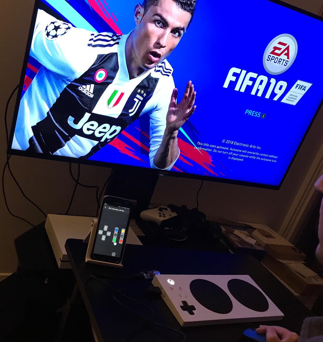 milador's tweet image. Finally made my first Bluetooth enabled Android App prototype for #XboxAdaptiveController using #BluefruitLE module. Using existing sensors in smartphones and their accessibility features can open new doors without the need to purchase new hardware.