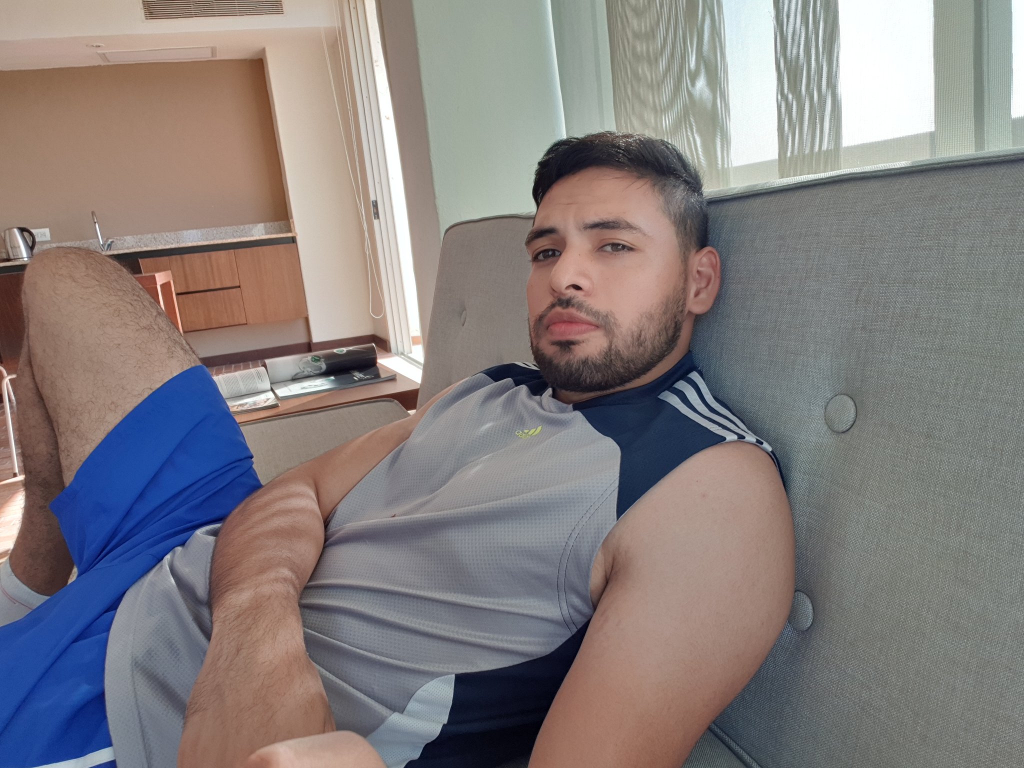 Online right now and waiting for you guys!!! Join me at https://t.co/Ywz4EtL8Rb
#hairy #colombian #gay