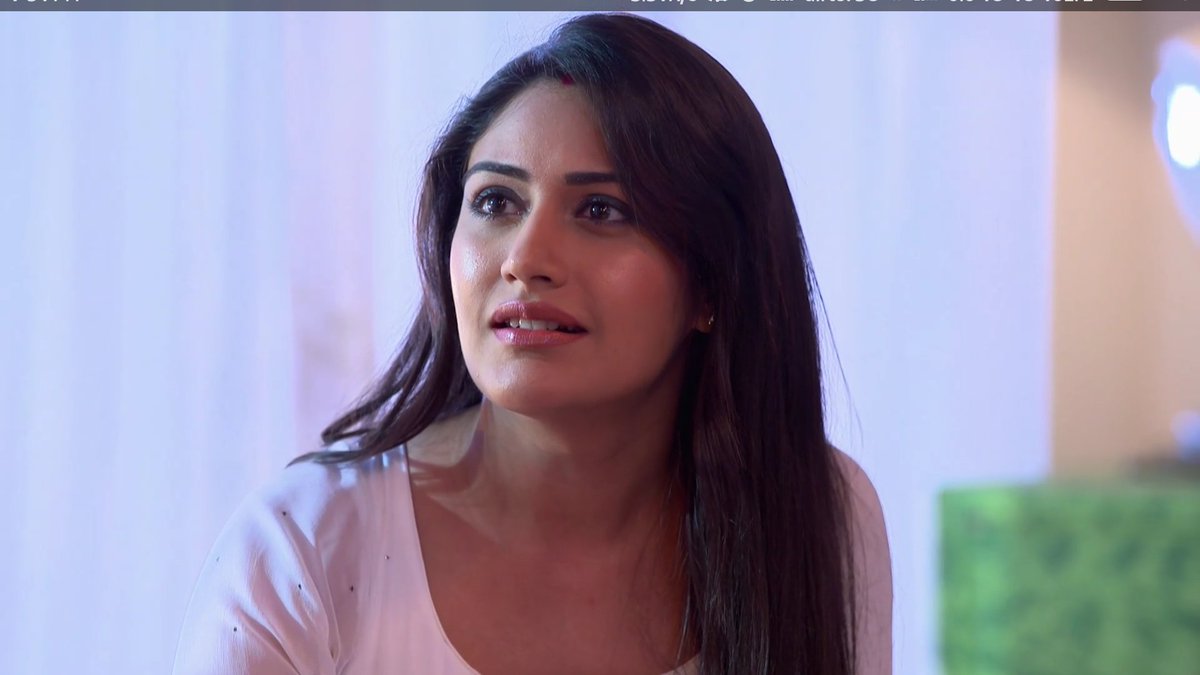 backupJai's tweet photo. I nominate #SurbhiChandna for #bestactress #IndianTellyAwards2019 #dpiff2019 #DPIFF @Dpiff_official #BizAsiaAwards2019 @IndTellyAwards https://t.co/KgA46c1NMx