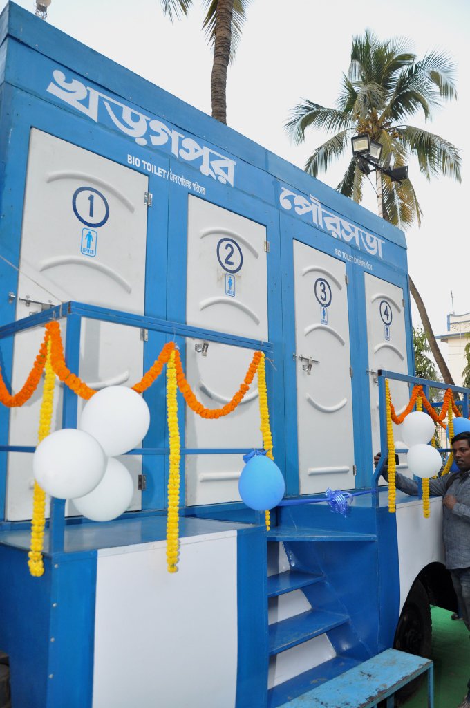 KGPMunicipality's tweet photo. #Inauguration of #Mobile #Van #Bio-toilet, #Water #ATM, #Municipal #Building #Lift on 27.12.2018 https://t.co/fD4oBkj9xC