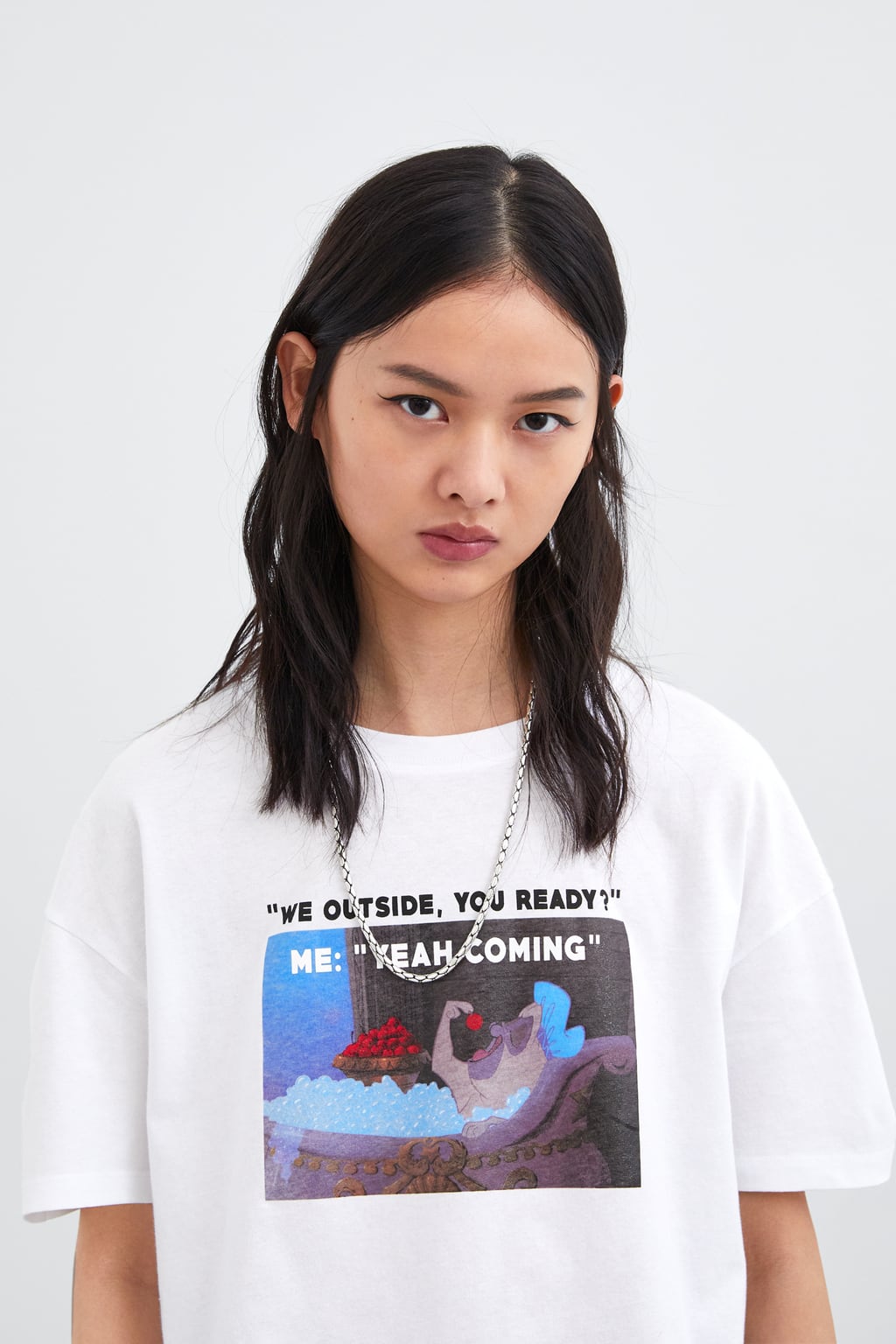 Shinichi Ando Zaraのディズニーコラボｔシャツ これは ポカホンタス のパグ犬かな T Co F9jij2zhdy T Co 5nedhm9buc Twitter