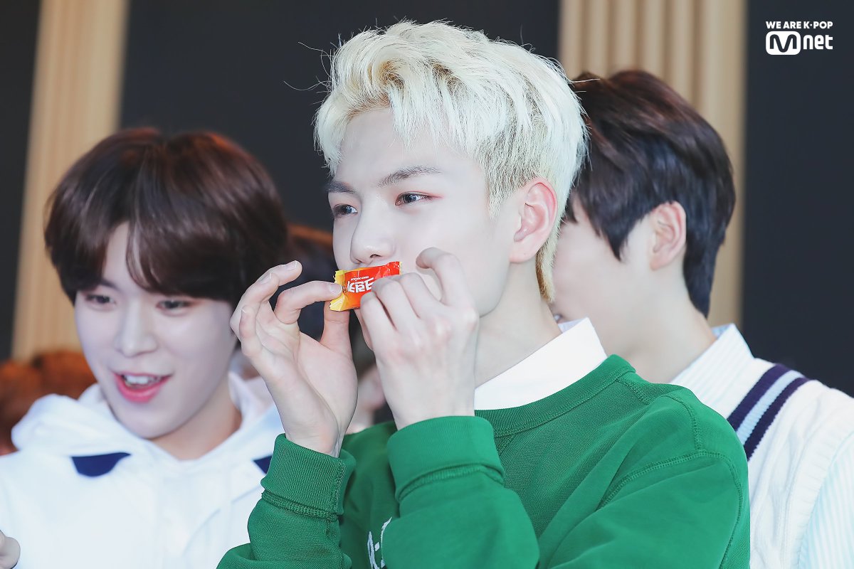 190214 #MCOUNTDOWN 포토타임
♥HAPPY VALENTINE’S DAY♥
#베리베리 #VERIVERY @the_verivery