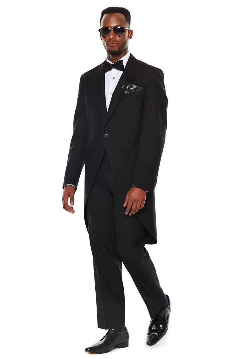 Eurosuit's tweet photo. Royal standards!
Morning tail suit with one button and peak lapel
Sizes Available: 34-56
Colours Available: Black, Charcoal

Product code : JK00018 &amp; TR00035 
HIRE Price : R690.00

#eurosuit #morningtail #menswear #mensfashion #suithire #menssuit https://t.co/94txaXaMuU
