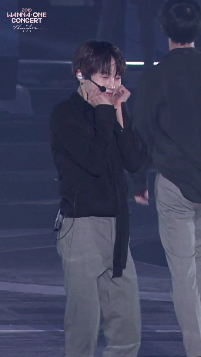 bunnyteethh's tweet photo. ซิทคอมมากอิเวร555555555555555555555555555555555555555555555 https://t.co/pmysiWb1TC