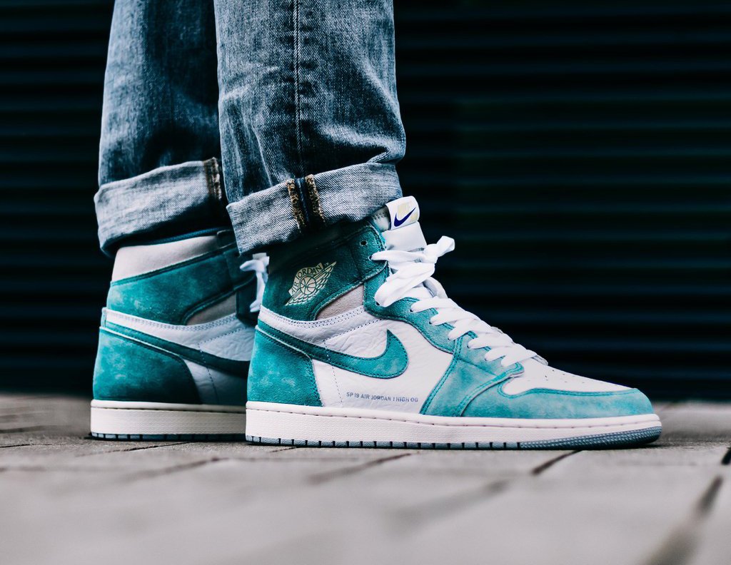 grade school turbo green jordan 1