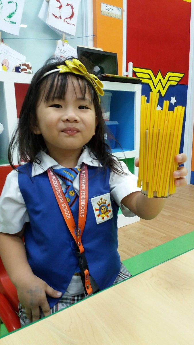 StockBridgeIntl's tweet photo. Proud of their recycled tissue rolls made into pen holders.
#learnandplay #stockbridgeway #preschoolisfun #earlychildhoodprogram #ieyc #ecowarriors
https://t.co/EBwcZmYmpz https://t.co/gpyCsEPsnd