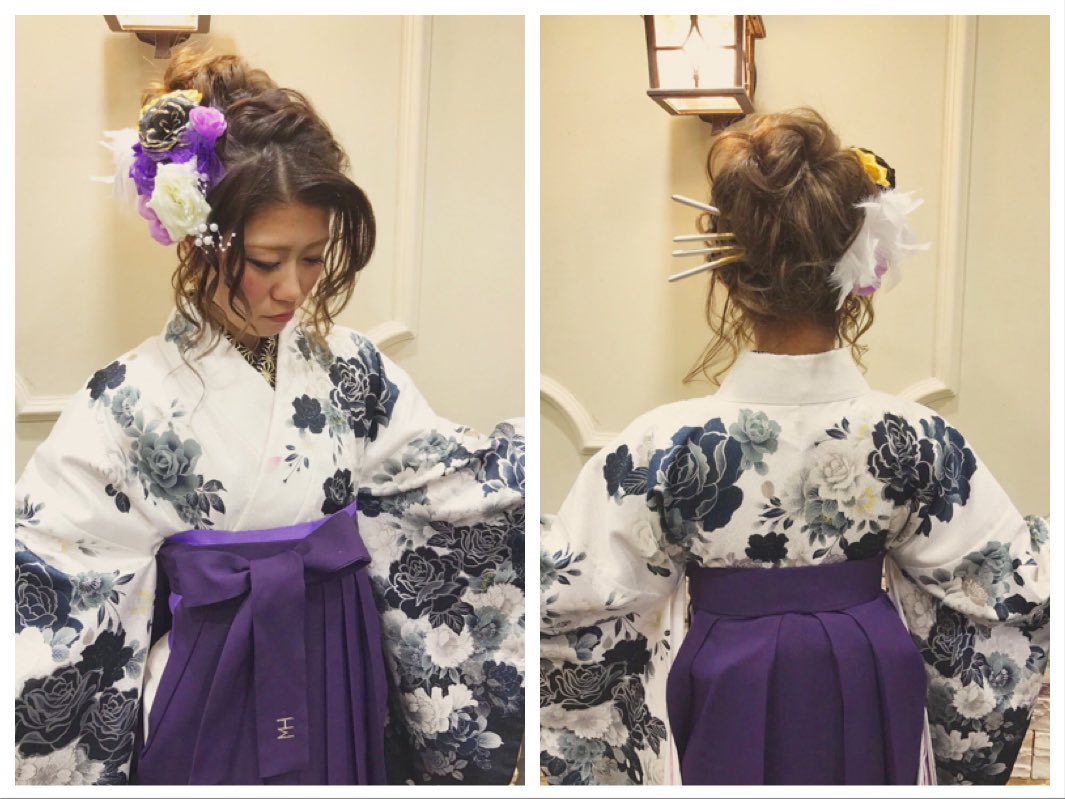 Uzivatel 心斎橋 ミナミ セットサロンエース Na Twitteru タカゼンさんから袴レンタルで ヘアセット 着付けが割引です チケットなしでも6 00 14 30 一律 9000です O 卒業式着付け 卒業式袴 卒業式ヘア 卒業式ヘアセット 卒業式ヘアメイク アップヘア